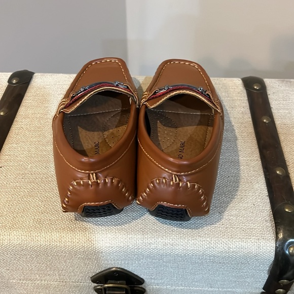 Brand new boy's Cognac Tan Brown Peanut Butter Loafer Slip-On Dress Shoes - Picture 3 of 4